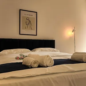 Hotel Bluemoon Retreat Tirana