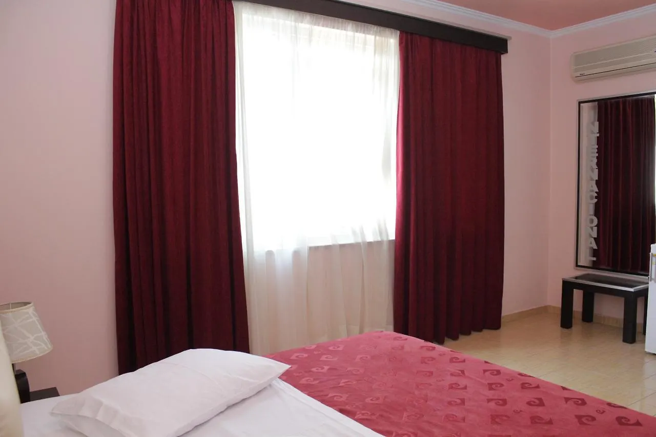 Fieri International Hotel 3*, Fier